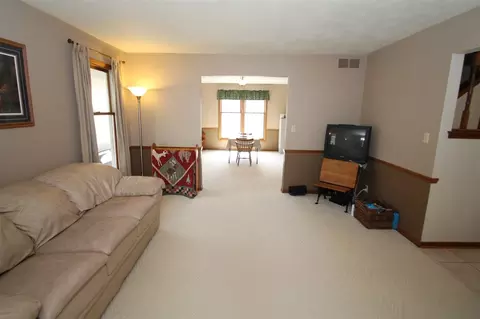 7487 Blanche Pl, Roscoe, IL 61073 photo 9