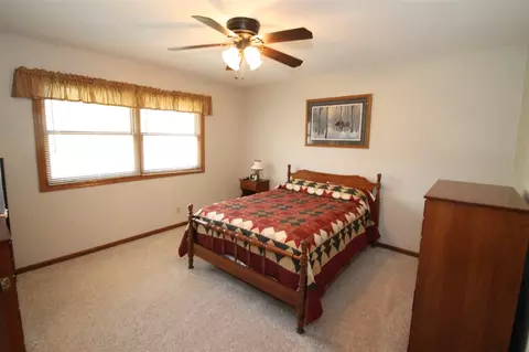 7487 Blanche Pl, Roscoe, IL 61073 photo 14