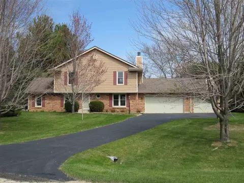 10097 William Tr, Roscoe, IL 61073 photo 1