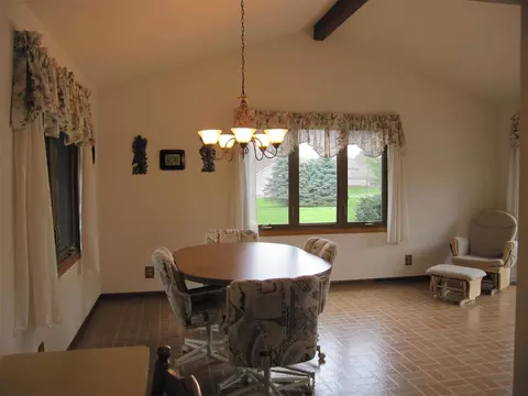 10097 William Tr, Roscoe, IL 61073 photo 8
