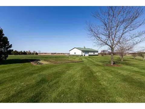 8761 Goeke Rd, Davis, IL 61019 photo 15