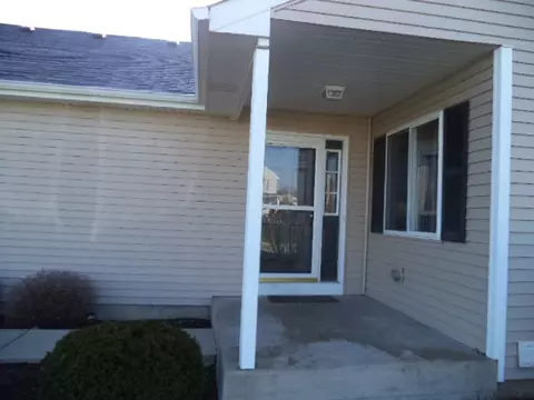 528 Timber Dr, Harvard, IL 60033 photo 3