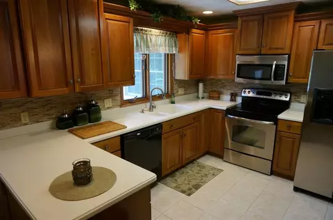 6090 N Stevens St, Byron, IL 61010 photo 3