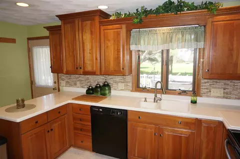 6090 N Stevens St, Byron, IL 61010 photo 2