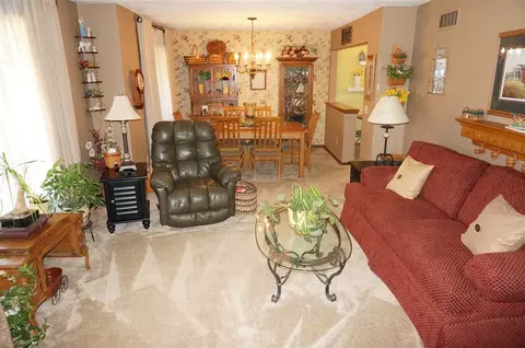 6090 N Stevens St, Byron, IL 61010 photo 10