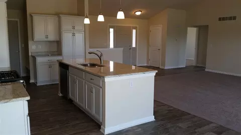 3620 Eagle Ridge Dr, Beloit, WI 53511 photo 8