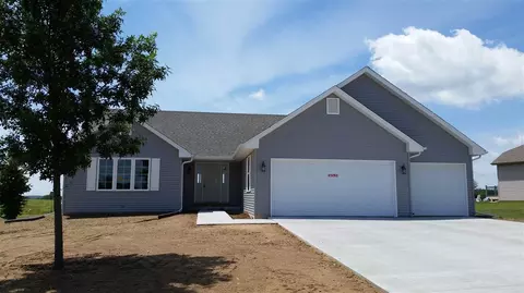 3620 Eagle Ridge Dr, Beloit, WI 53511 photo 1