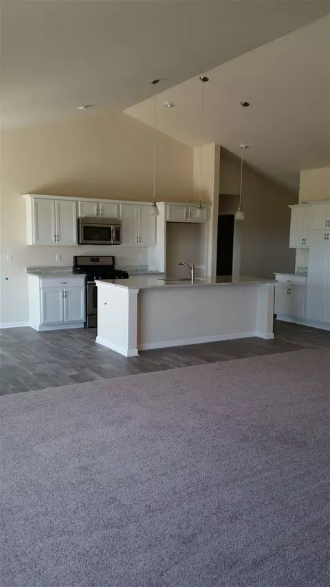 3620 Eagle Ridge Dr, Beloit, WI 53511 photo 6