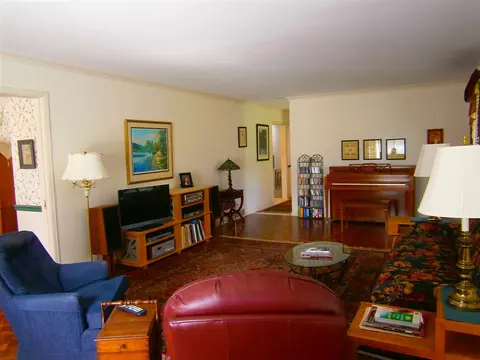 3611 Bee Ln, Beloit, WI 53511 photo 4