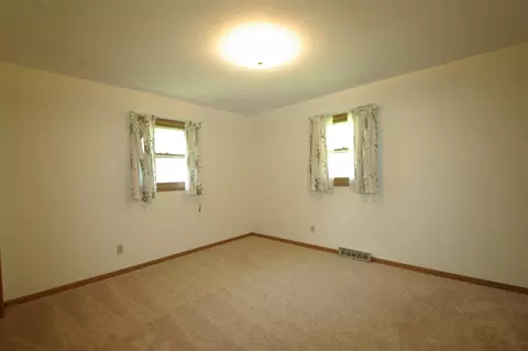 11108 3rd St, Roscoe, IL 61073 photo 9