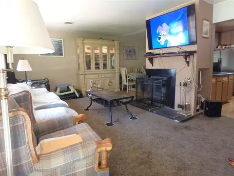 2467 Park Ave, Beloit, WI 53511 photo 3