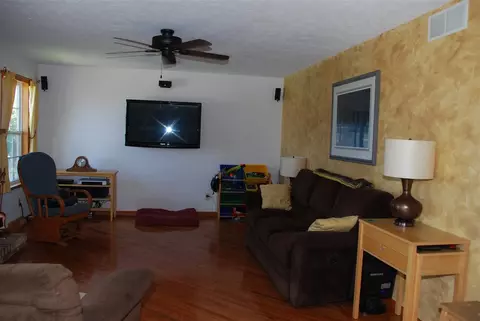 10835 Lemon Grass Ln, Roscoe, IL 61073 photo 9