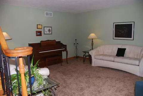 10835 Lemon Grass Ln, Roscoe, IL 61073 photo 4
