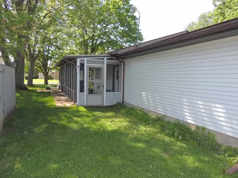 1834 Virginia St, Beloit, WI 53511 photo 15