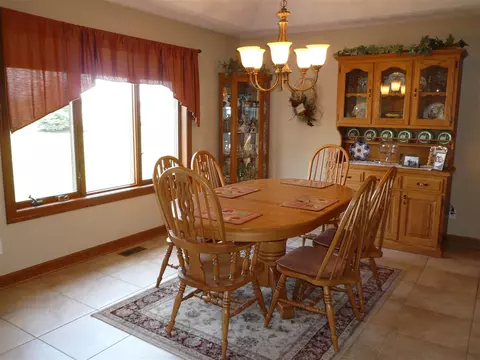 732 Birch St, Byron, IL 61010 photo 6
