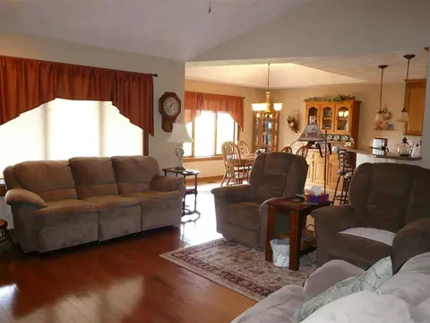 732 Birch St, Byron, IL 61010 photo 8