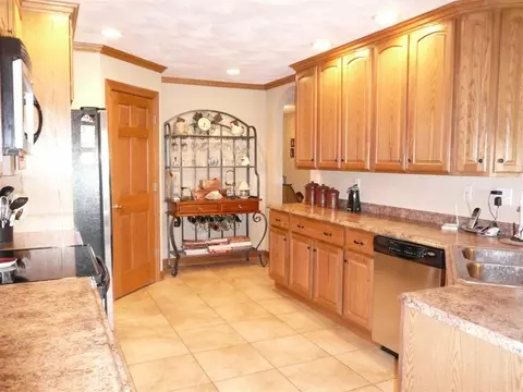 732 Birch St, Byron, IL 61010 photo 4