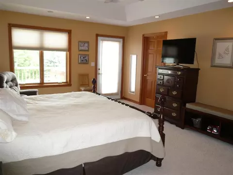 136 E Lightsville Rd, Leaf River, IL 61047 photo 10