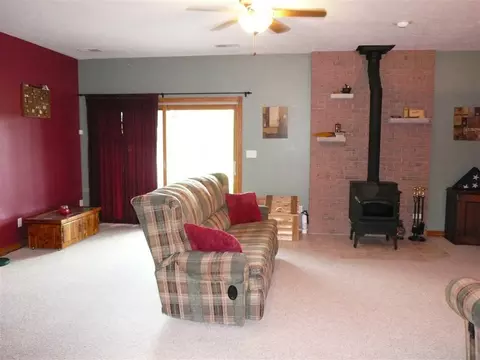 136 E Lightsville Rd, Leaf River, IL 61047 photo 14