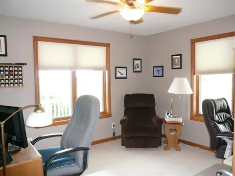 136 E Lightsville Rd, Leaf River, IL 61047 photo 9