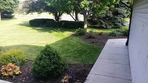 6128 Upper Ridge Way, Roscoe, IL 61073 photo 2