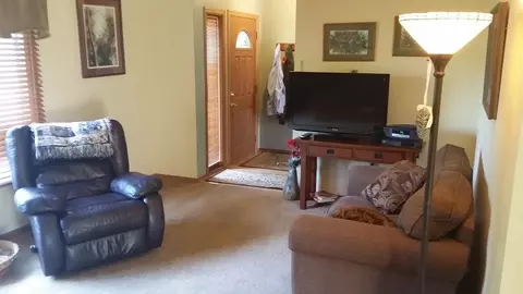 6128 Upper Ridge Way, Roscoe, IL 61073 photo 4