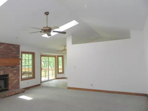 692 Lake Summerset, Lake Summerset, IL 61019 photo 7