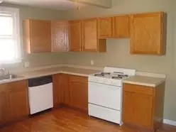 628 E Perry, Belvidere, IL 61008 photo 2