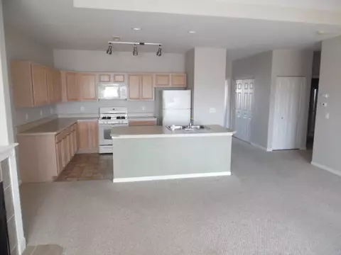 1735 White Oak Trail Ct, Cherry Valley, IL 61016 photo 5