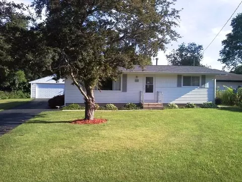 144 E Russell St, Rockton, IL 61072 photo 1