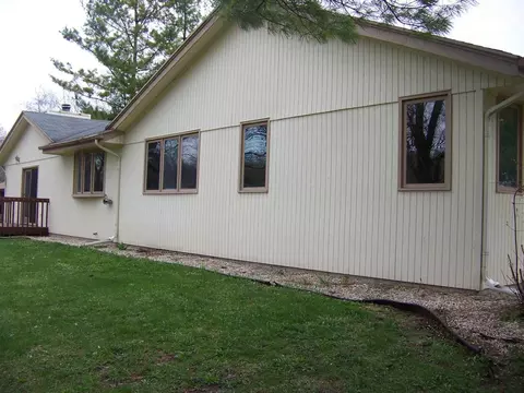 11928 Bend River Rd, Roscoe, IL 61073 photo 5