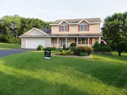 11261 Erica Ct, Roscoe, IL 61073 photo 1
