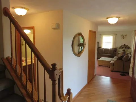 11261 Erica Ct, Roscoe, IL 61073 photo 2