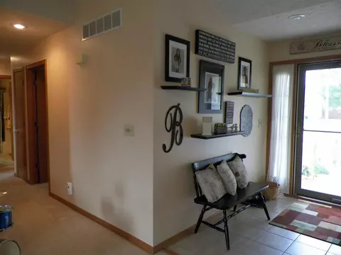 613 Moth St, Pecatonica, IL 61063 photo 14