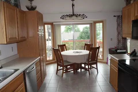 613 Moth St, Pecatonica, IL 61063 photo 17