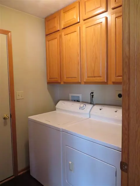 706 Stonemint Dr, Roscoe, IL 61073 photo 12