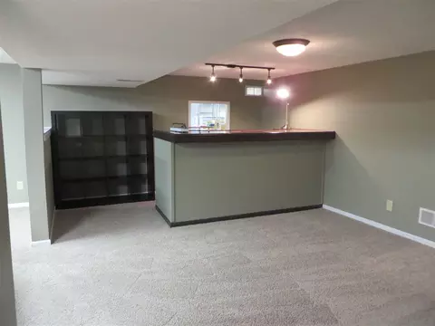 706 Stonemint Dr, Roscoe, IL 61073 photo 16