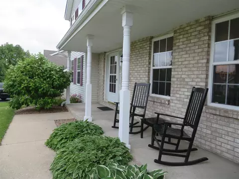 706 Stonemint Dr, Roscoe, IL 61073 photo 4