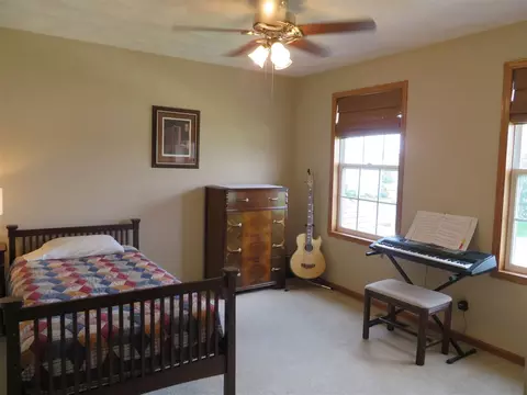 706 Stonemint Dr, Roscoe, IL 61073 photo 18