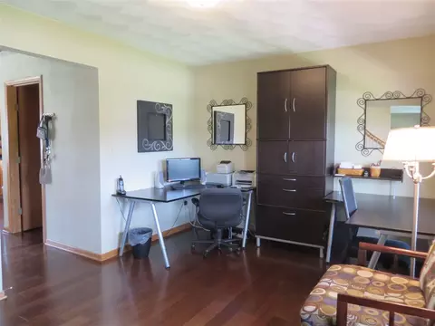 706 Stonemint Dr, Roscoe, IL 61073 photo 6