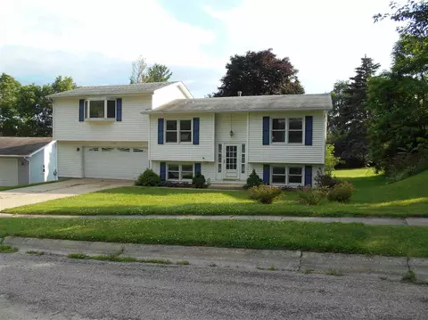 820 Park Dr, Byron, IL 61010 photo 1