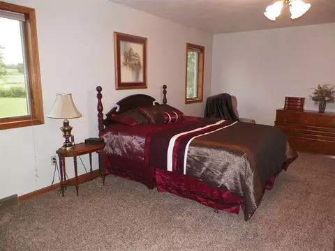 10566 E Cedarville, Davis, IL 61019 photo 13