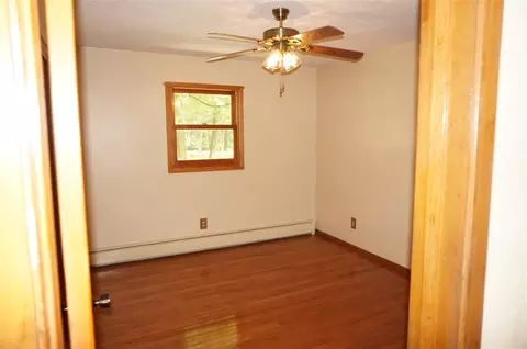 15661 Oak Tree Dr, Davis Junction, IL 61020 photo 5