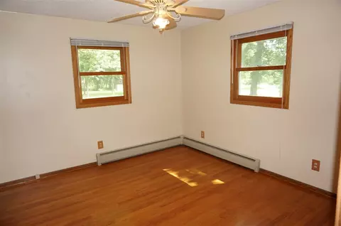 15661 Oak Tree Dr, Davis Junction, IL 61020 photo 10