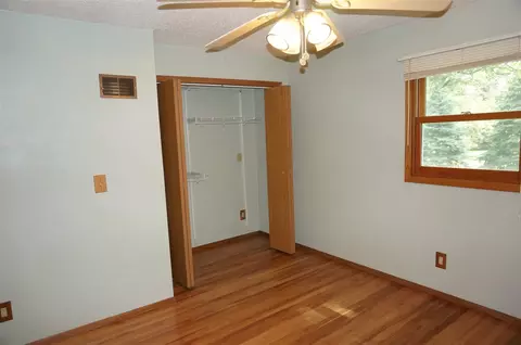 15661 Oak Tree Dr, Davis Junction, IL 61020 photo 9