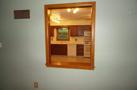 15661 Oak Tree Dr, Davis Junction, IL 61020 photo 12