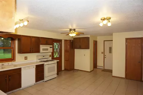 15661 Oak Tree Dr, Davis Junction, IL 61020 photo 15
