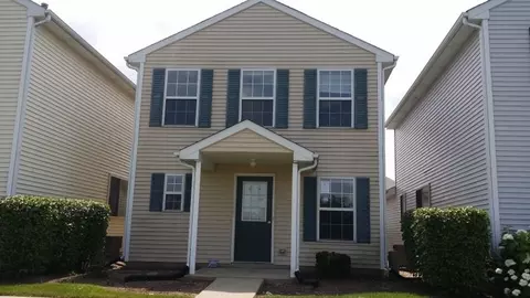 445 Andrea Ct, Harvard, IL 60033 photo 1