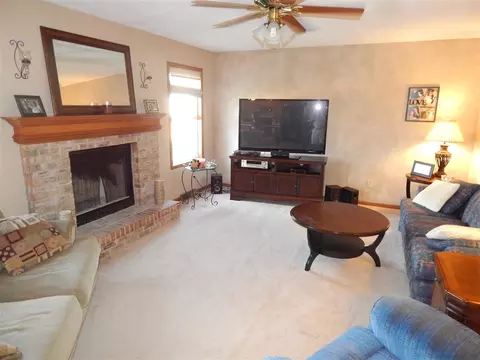 10877 Borage Trl, Roscoe, IL 61073 photo 3