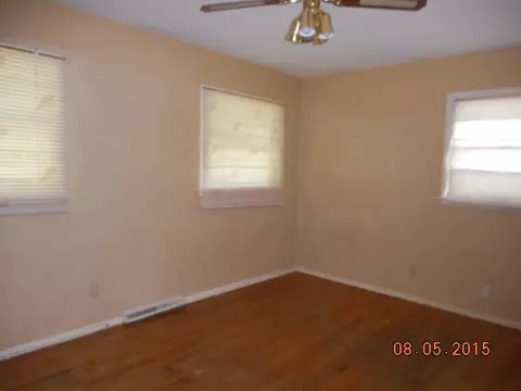 4619 Mohawk, Rockford, IL 61107 photo 4